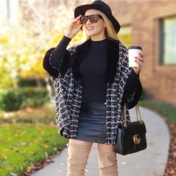 🔥BACK IN STOCK! CHANTELLA Tweed Cape ☆BEST SEL… - Picture 2 of 14